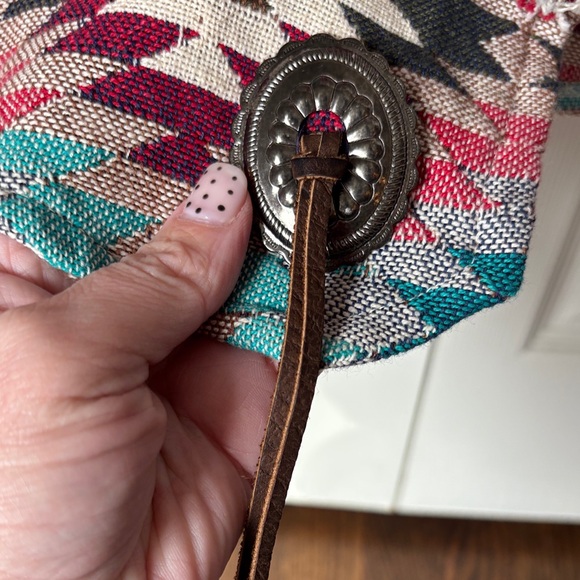 Capezio vintage Multicolor southwestern Tribal Aztec Pattern women’s small Vest - Picture 3 of 8